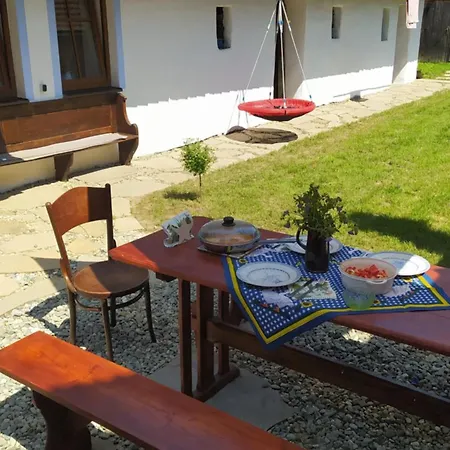 U Holoubku Casa de Férias *